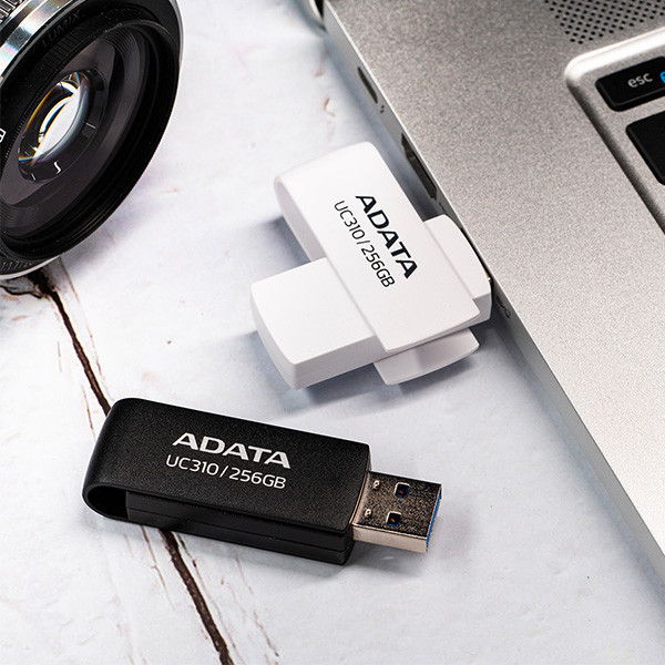فلش مموری ای دیتا مدل UC310 ظرفیت 64 گیگابایت با رابط USB 3.2 Gen1، طراحی چرخشی، سازگار با ویندوز، مک، لینوکس، بدون نیاز به نصب درایور و مناسب استفاده در کامپیوتر، لپتاپ، گوشی و تلویزیون