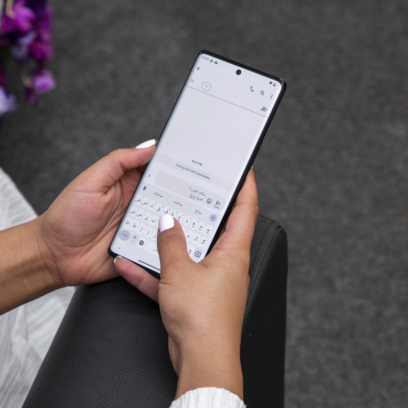 گوشی موبایل داریا مدل bond 5G دو سیم کارت ظرفیت 256 گیگابایت و رم 8 گیگابایت به همراه شارژر