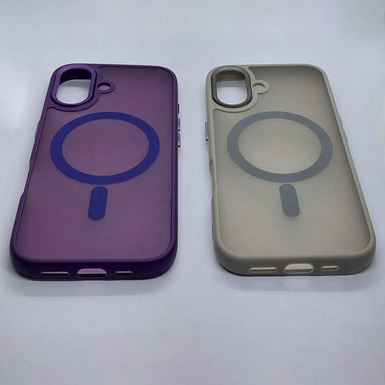 کاور گوف مدل Silicone Half Metal مناسب برای گوشی موبایل اپل iPhone 16