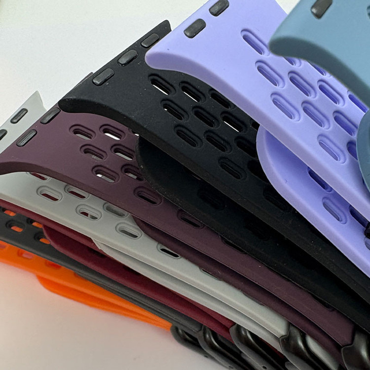 بند گوف مدل Breathable Silicone Clasp مناسب برای اپل واچ Ultra 49mm / Ultra 2 49mm