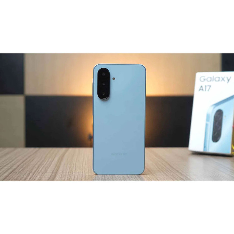 گوشی موبایل سامسونگ مدل Galaxy A17 4G دو سیم کارت ظرفیت 128 گیگابایت و رم 4 گیگابایت - ویتنام به همراه شارژر 25 وات سامسونگ