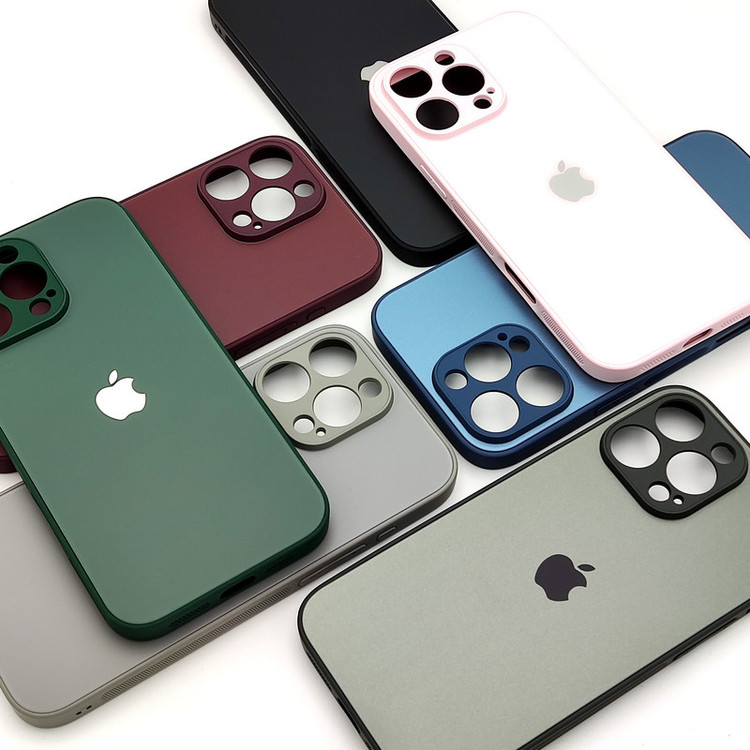کاور سامورایی مدل Classico PRO مناسب برای گوشی موبایل اپل iPhone 16 Pro